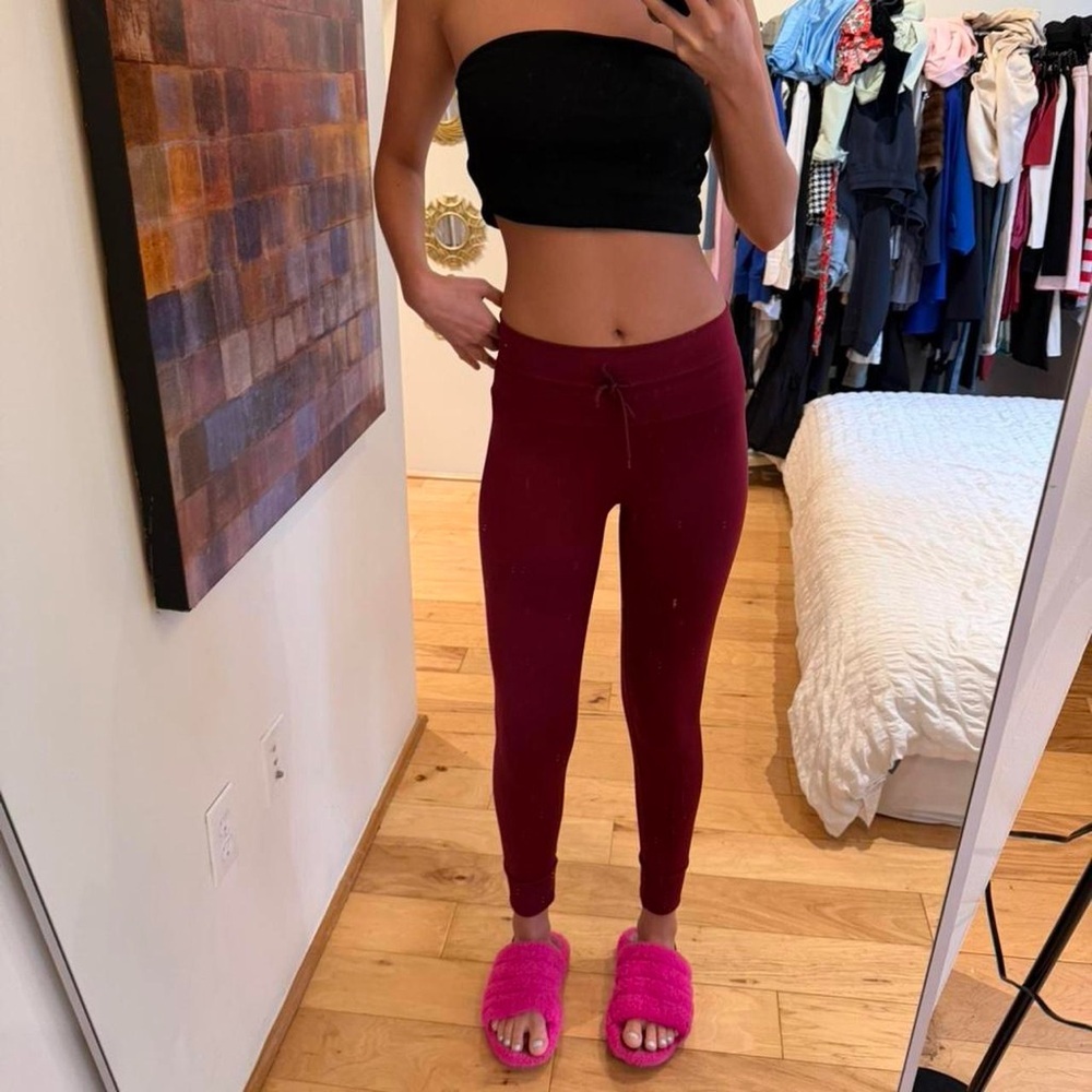Women's Burgundy Leggings